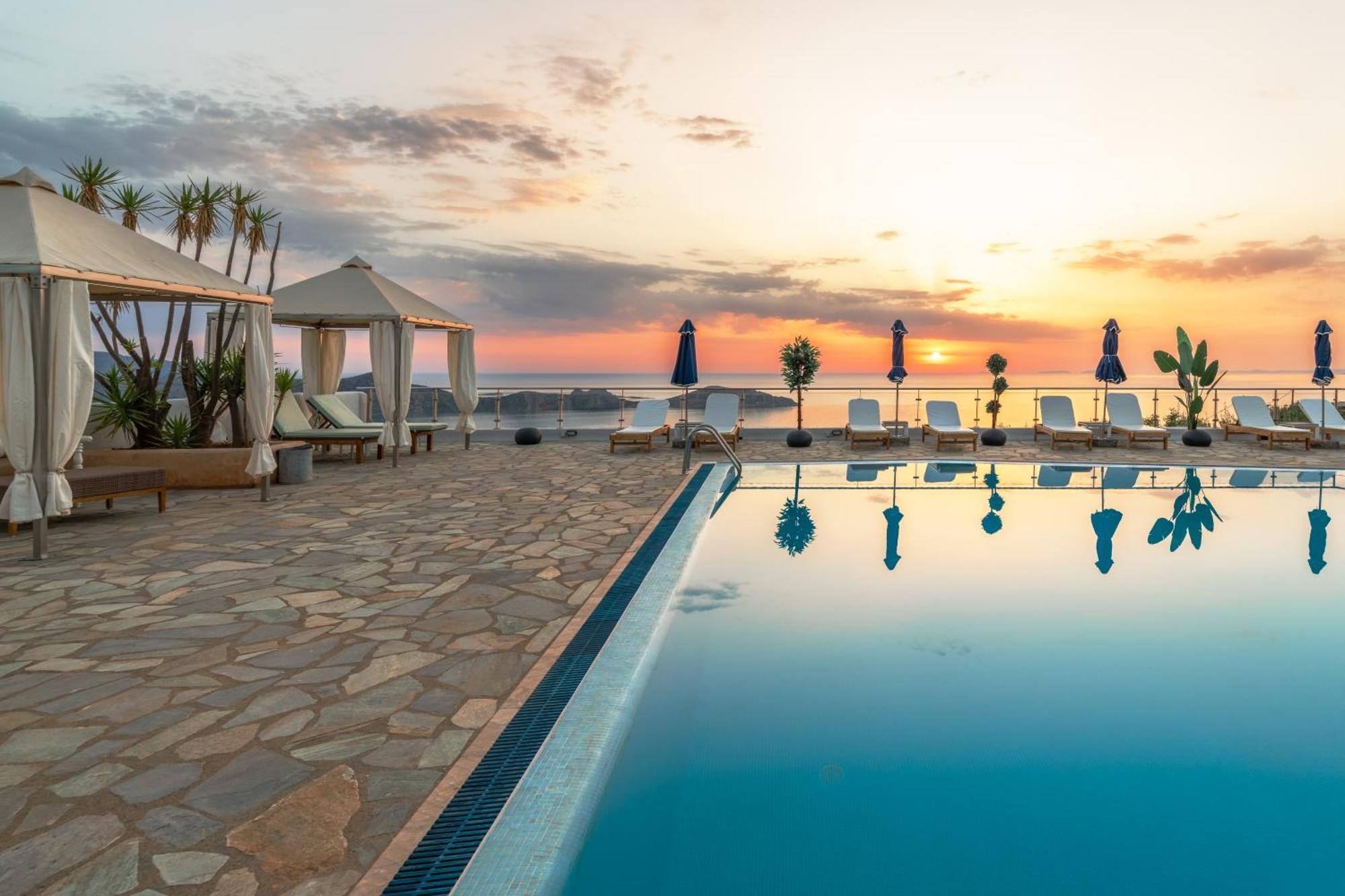 Adrakos Apartments (Adults Only) Elounda Eksteriør bilde