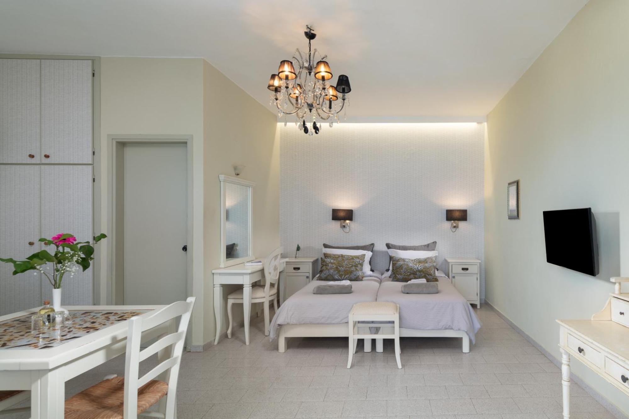 Adrakos Apartments (Adults Only) Elounda Eksteriør bilde