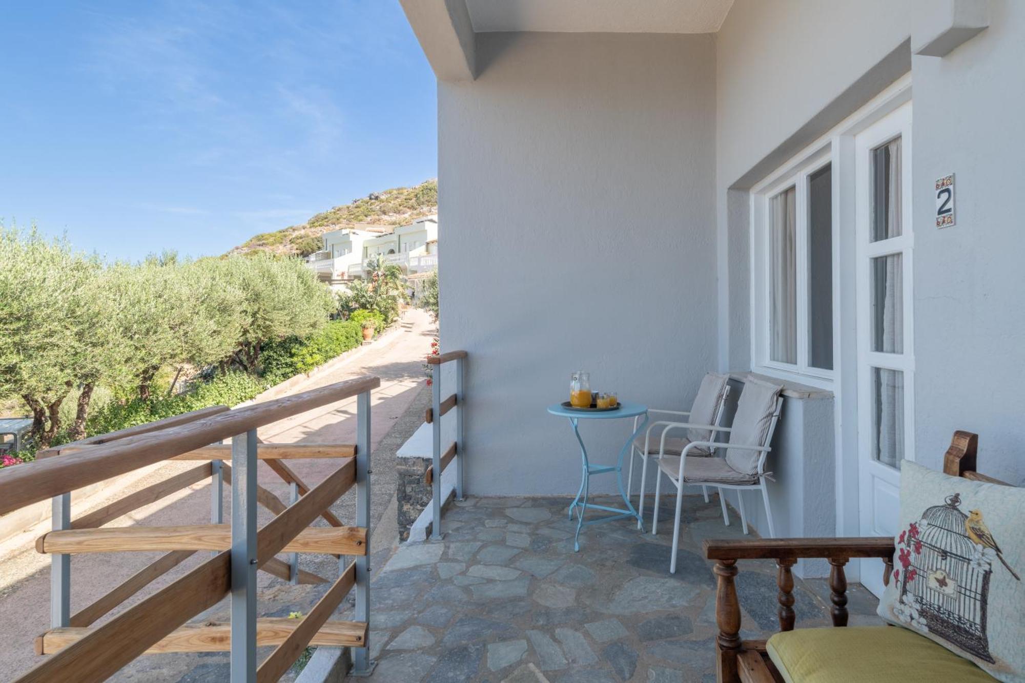 Adrakos Apartments (Adults Only) Elounda Eksteriør bilde